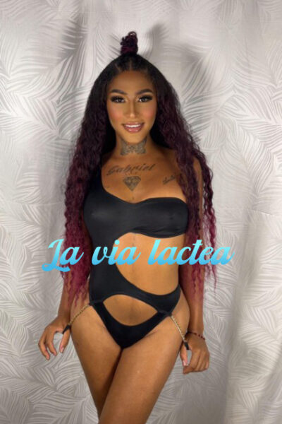 Stefania masajista travesti en barcelona